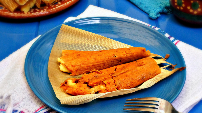  Tamales de Batata con Chipotle y Nuez